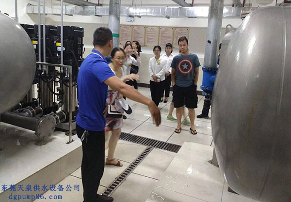 30多層高樓自來水是由供水設(shè)備壓上的